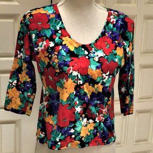 Express Tricot Flower Pullover Blouse Size XSMALL Very Good Condition